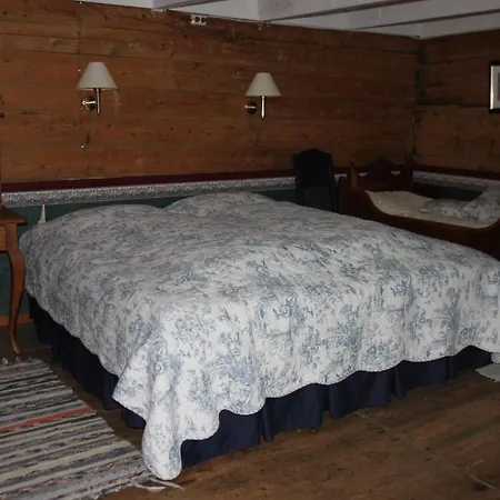 Fossane Gard, Autentiske Gardshus Pa Sauegard Hjelmeland