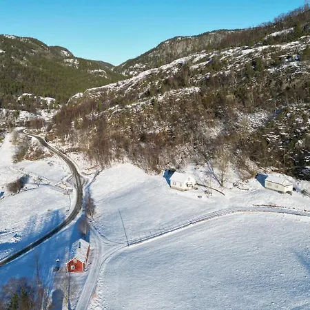 Holiday home Fossane Gard Hjelmeland