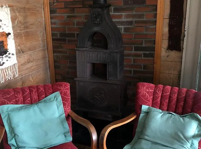 Fossane Gard, Autentiske Gardshus Pa Sauegard Hjelmeland