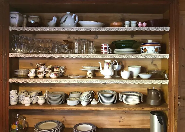 Fossane Gard, Autentiske Gardshus Pa Sauegard Hjelmeland