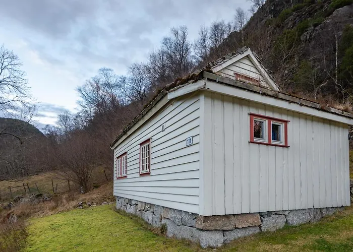 Fossane Gard, Autentiske Gardshus Pa Sauegard * Hjelmeland