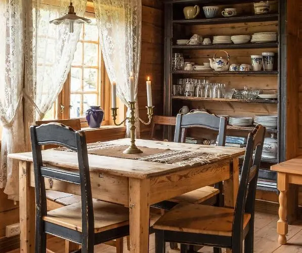 Fossane Gard, Autentiske Gardshus Pa Sauegard Дом отдыха