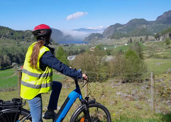 Fossane Gard, Autentiske Gardshus Pa Sauegard Дом отдыха